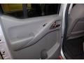 Radiant Silver - Frontier SE Crew Cab Photo No. 11
