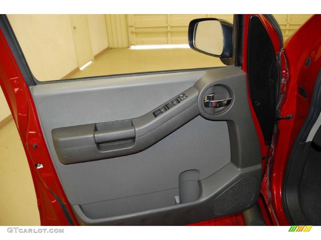2007 Xterra SE - Red Brawn Metallic / Desert/Graphite photo #7