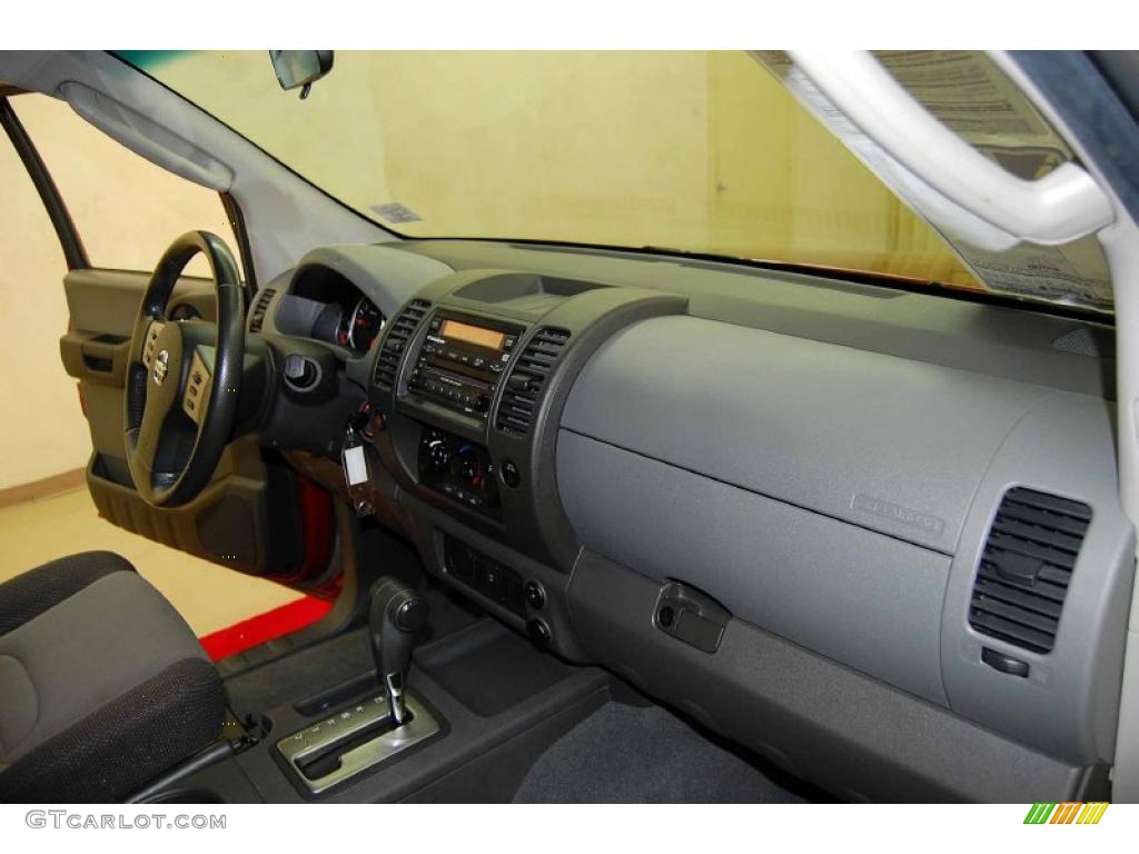2007 Xterra SE - Red Brawn Metallic / Desert/Graphite photo #19