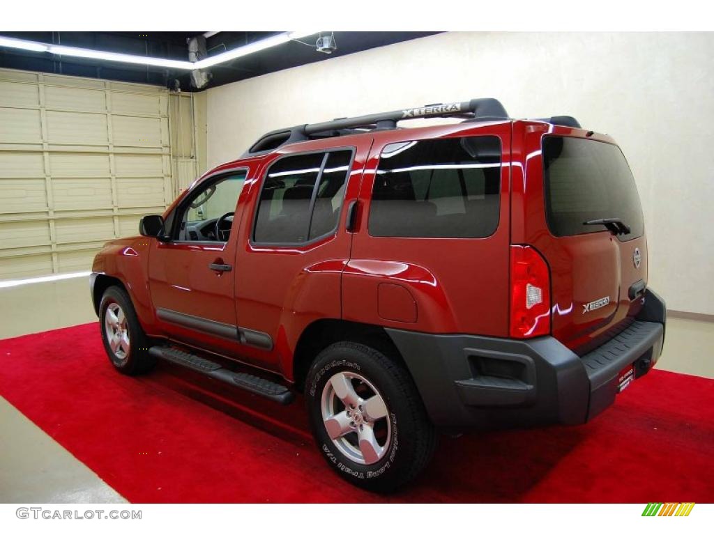2007 Xterra SE - Red Brawn Metallic / Desert/Graphite photo #26