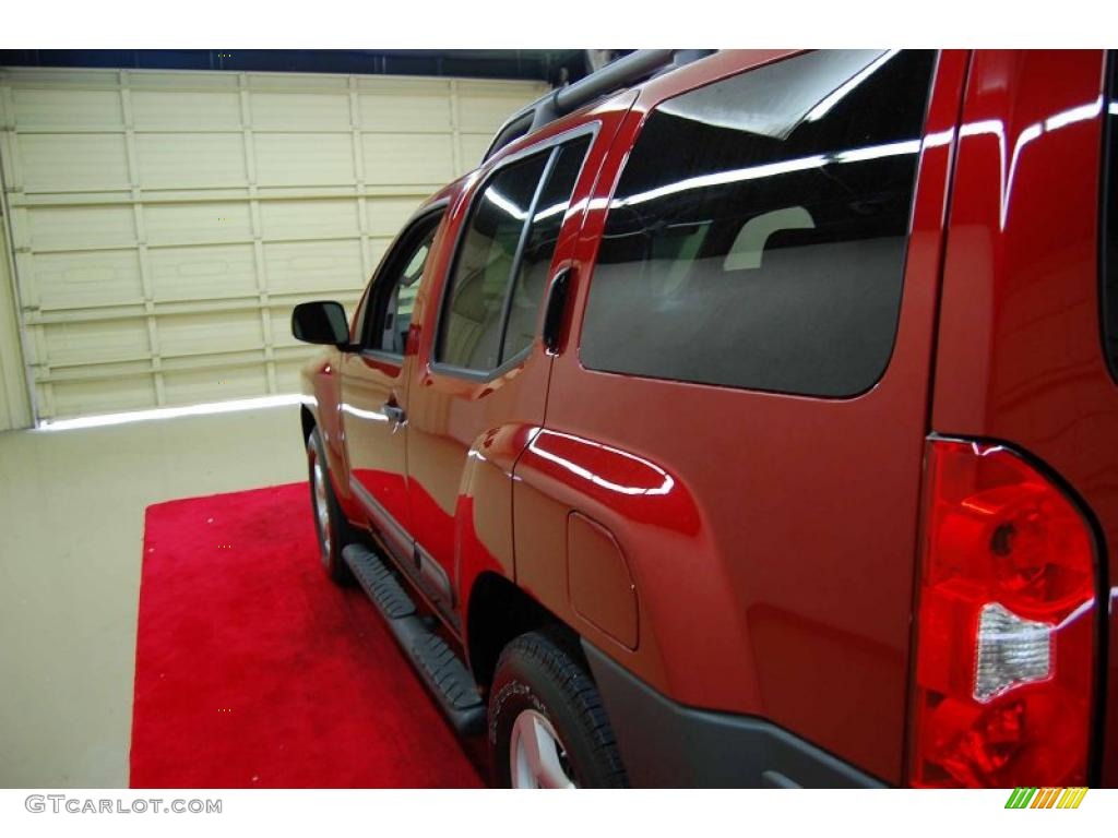 2007 Xterra SE - Red Brawn Metallic / Desert/Graphite photo #31