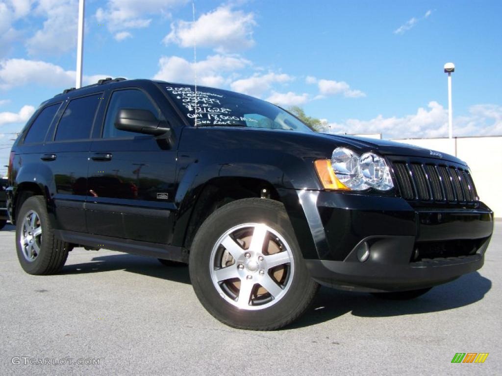 2008 Grand Cherokee Laredo 4x4 - Black / Dark Slate Gray photo #1