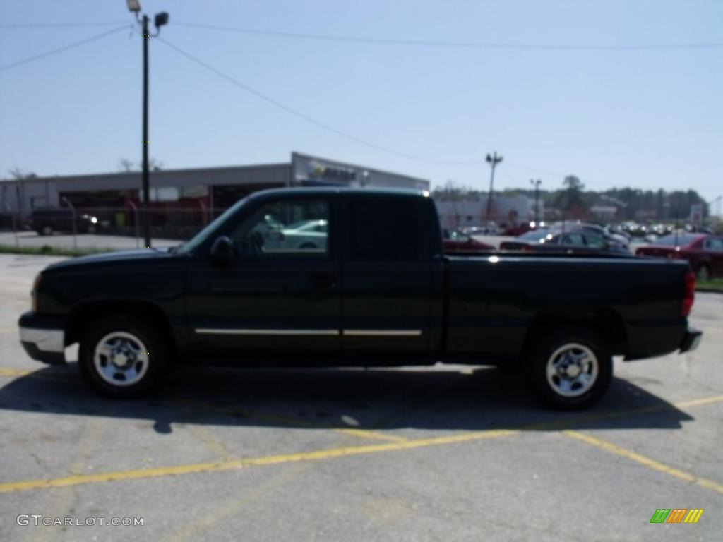 2004 Silverado 1500 LS Extended Cab - Dark Green Metallic / Tan photo #2