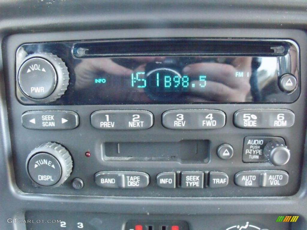 2004 Silverado 1500 LS Extended Cab - Dark Green Metallic / Tan photo #19