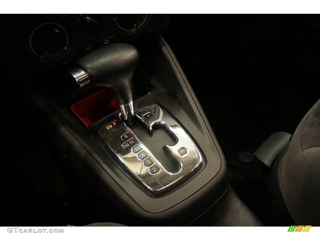 2003 Jetta GLS 1.8T Sedan - Campanella White / Black photo #15