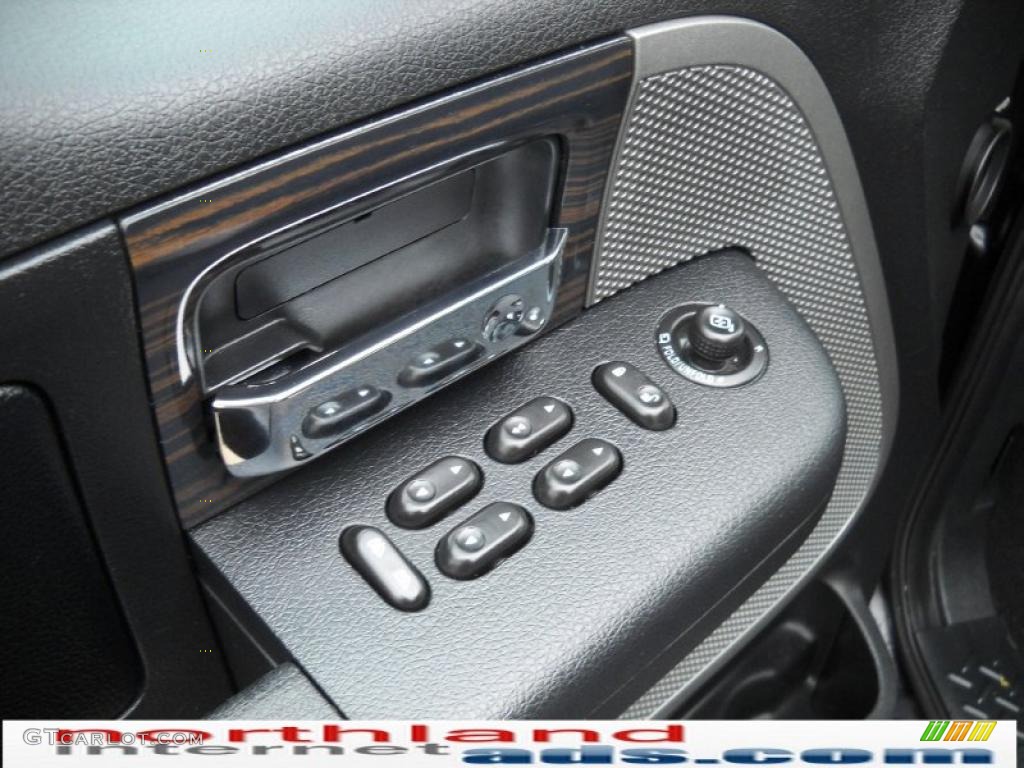 2008 Mark LT SuperCrew 4x4 - Black / Black/Dove Grey Piping photo #15