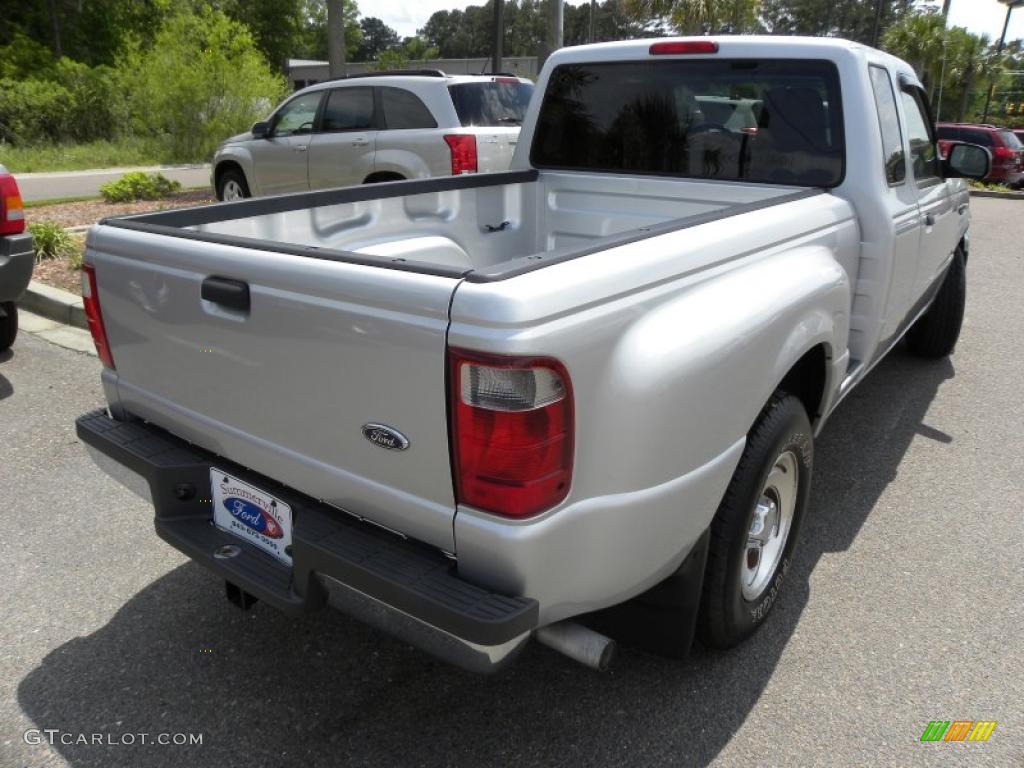 2004 Ranger XLT SuperCab - Silver Metallic / Medium Dark Flint photo #9