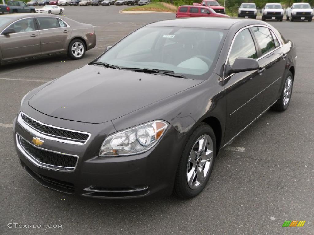 2010 Malibu LT Sedan - Taupe Gray Metallic / Titanium photo #1