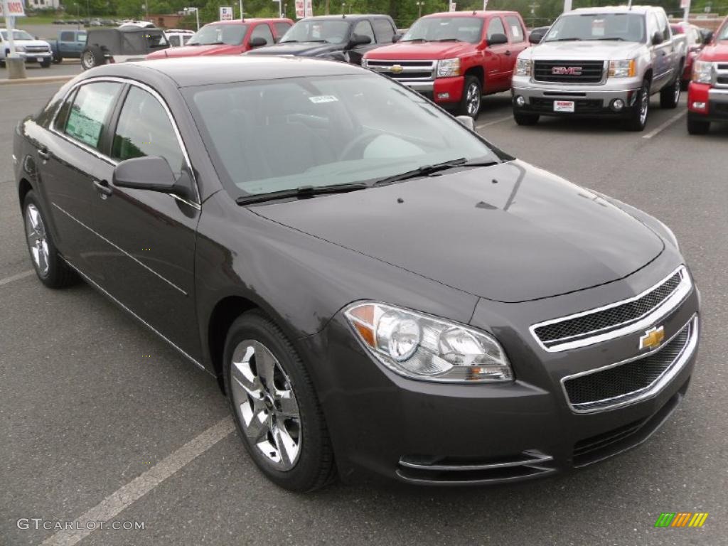 2010 Malibu LT Sedan - Taupe Gray Metallic / Titanium photo #5