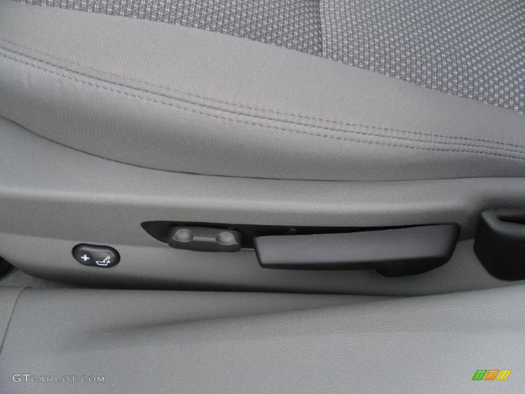 2010 Malibu LT Sedan - Taupe Gray Metallic / Titanium photo #9