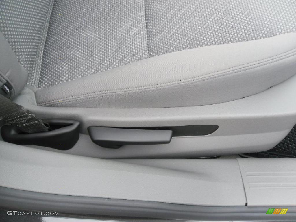 2010 Malibu LT Sedan - Taupe Gray Metallic / Titanium photo #19