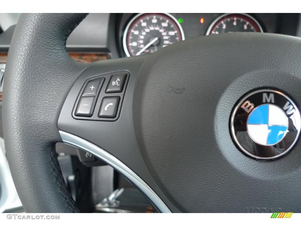 2010 BMW 3 Series 328i xDrive Coupe Controls Photo #29189941