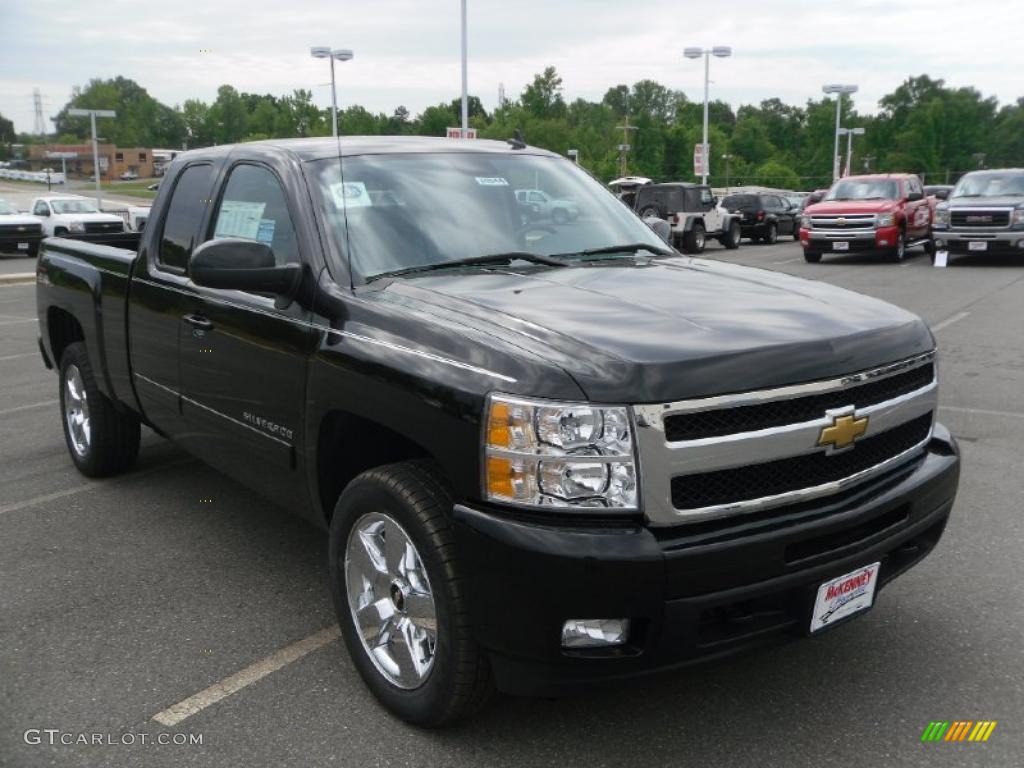 2010 Silverado 1500 LTZ Extended Cab 4x4 - Black / Light Titanium/Dark Titanium photo #5