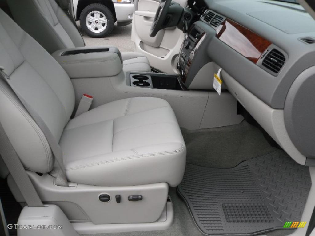 2010 Silverado 1500 LTZ Extended Cab 4x4 - Black / Light Titanium/Dark Titanium photo #19