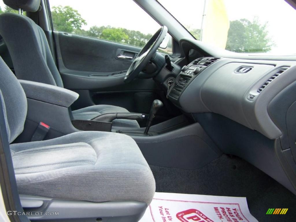 1999 Accord LX Sedan - Satin Silver Metallic / Lapis Blue photo #24