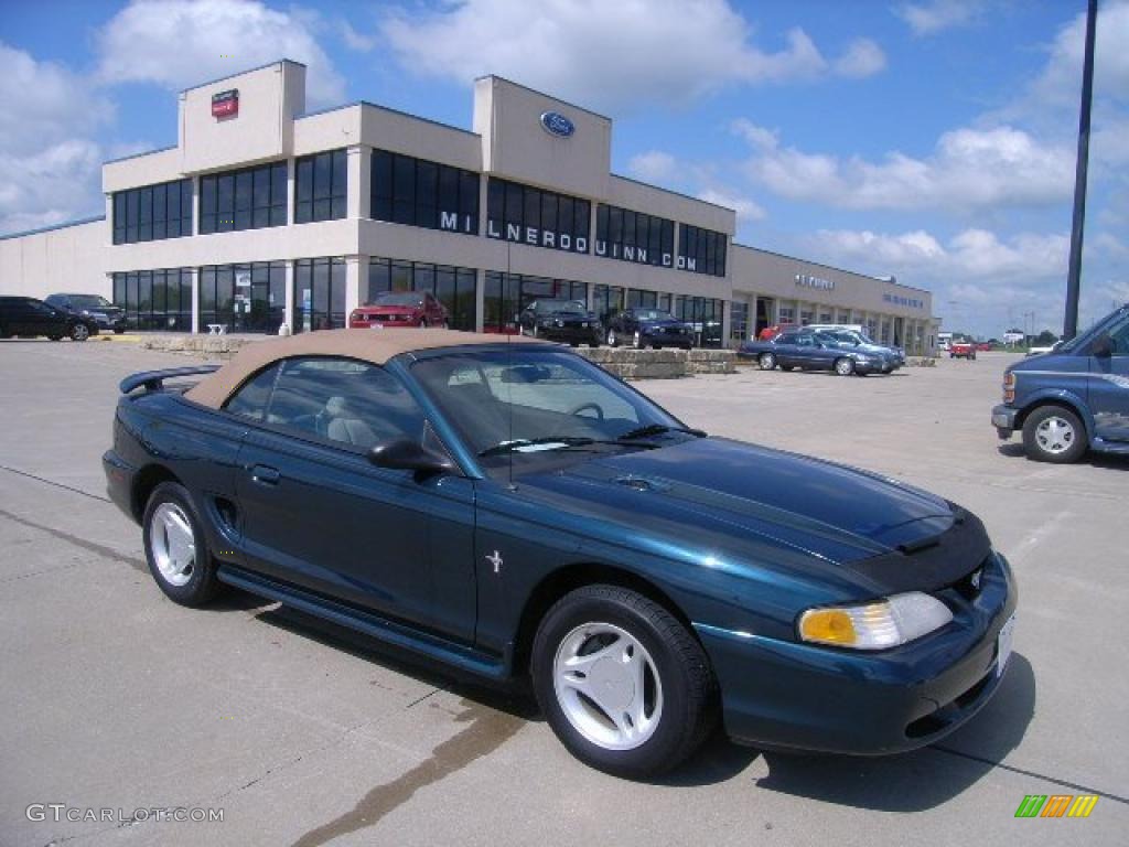 Pacific Green Metallic Ford Mustang