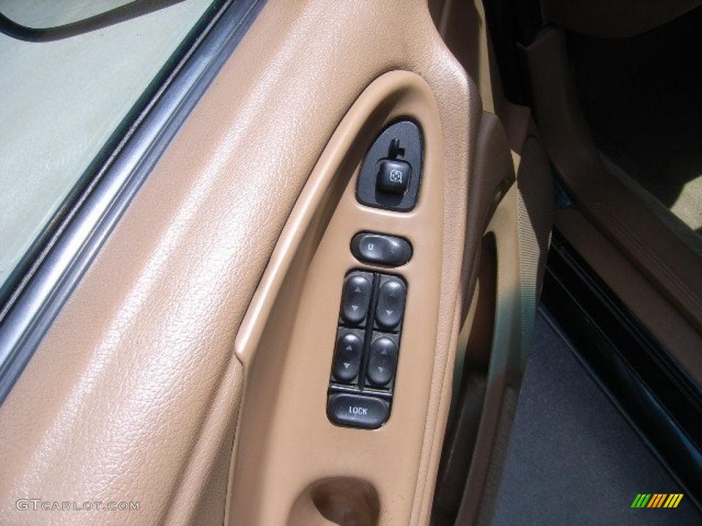 1997 Mustang V6 Convertible - Pacific Green Metallic / Saddle photo #24