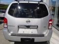 2006 Silver Lightning Metallic Nissan Pathfinder SE 4x4  photo #3