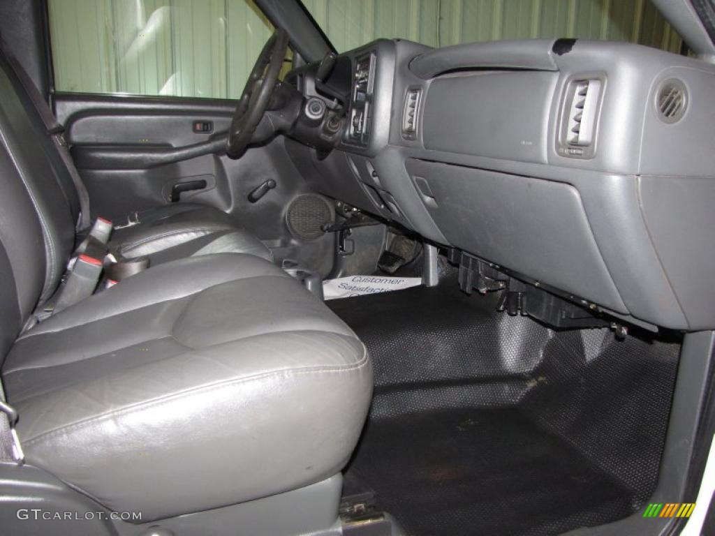 2003 Silverado 2500HD LS Regular Cab - Summit White / Dark Charcoal photo #14