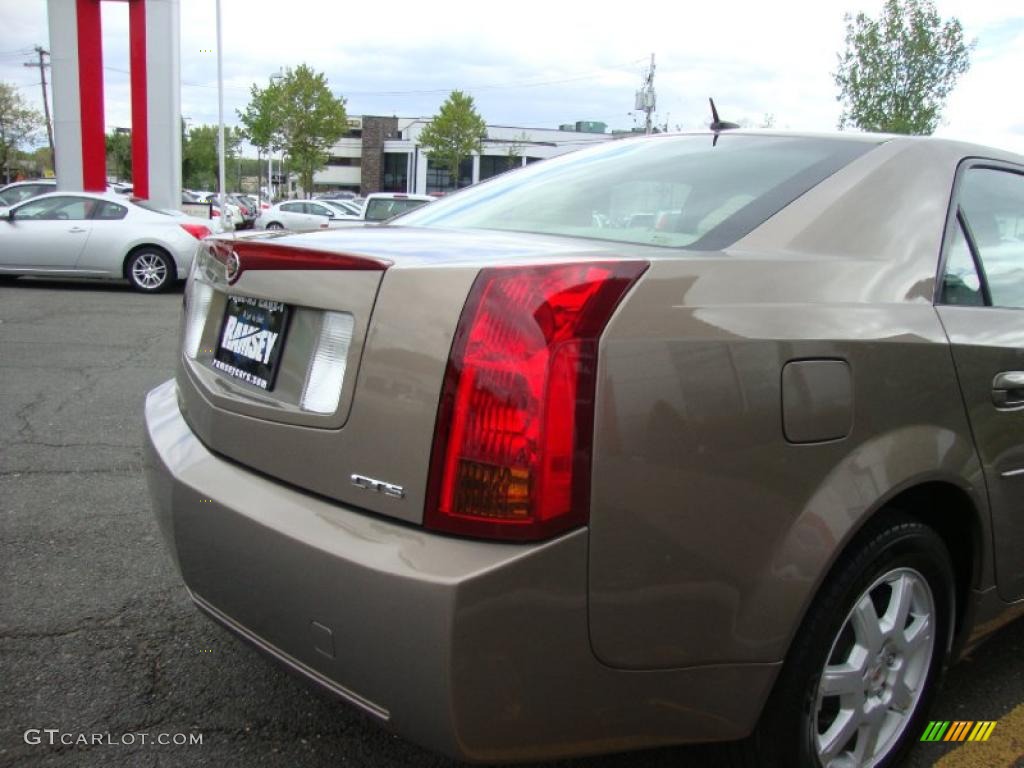 2007 CTS Sedan - Radiant Bronze / Cashmere photo #22