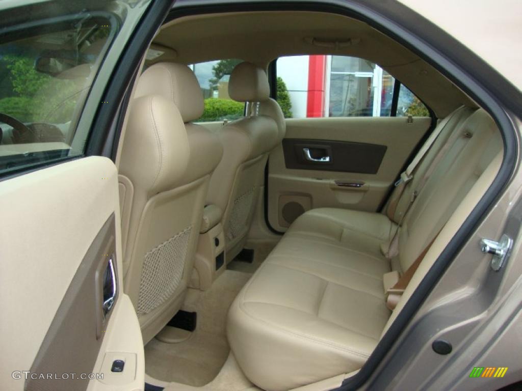 2007 CTS Sedan - Radiant Bronze / Cashmere photo #43