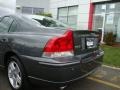 Titanium Gray Metallic - S60 2.5T Photo No. 19