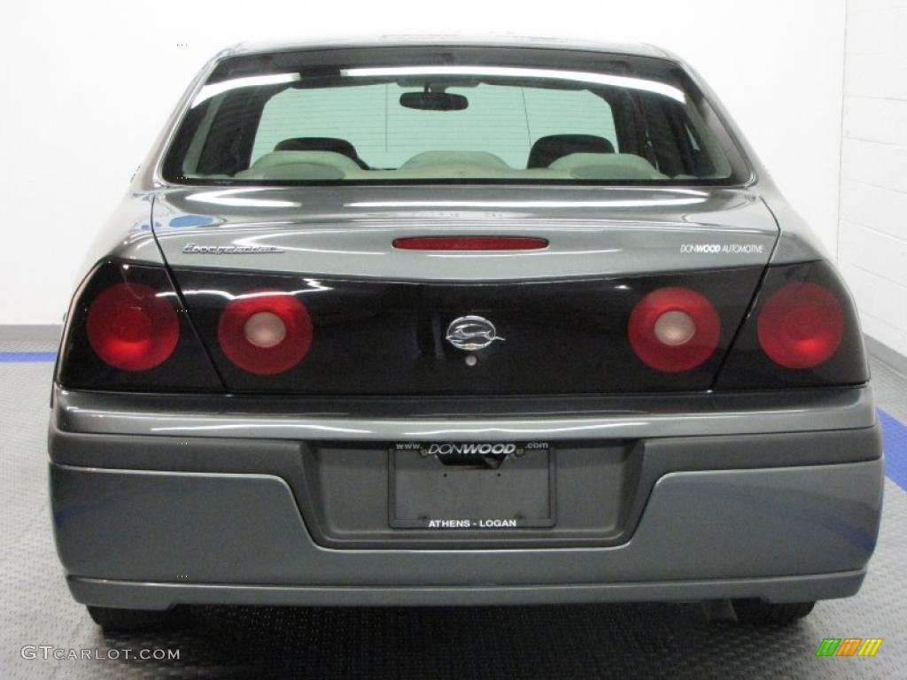 2005 Impala  - Medium Gray Metallic / Medium Gray photo #8