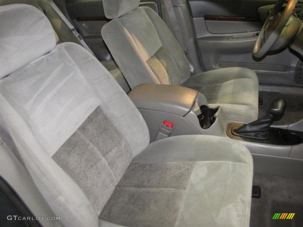 2005 Impala  - Medium Gray Metallic / Medium Gray photo #11