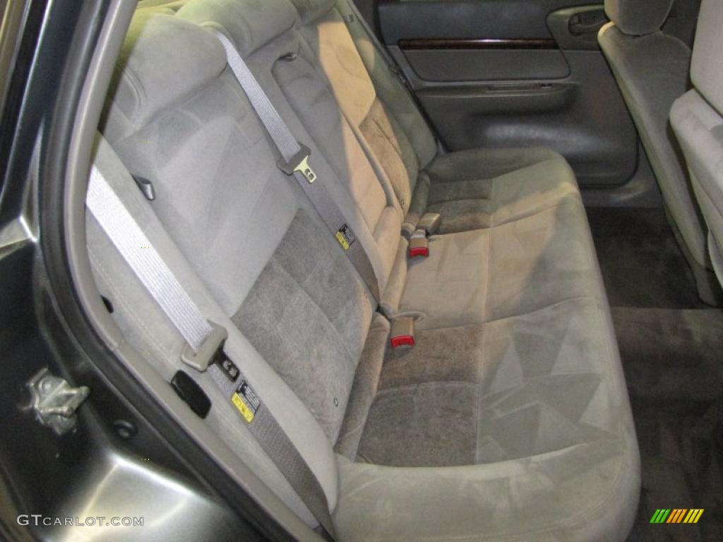 2005 Impala  - Medium Gray Metallic / Medium Gray photo #13
