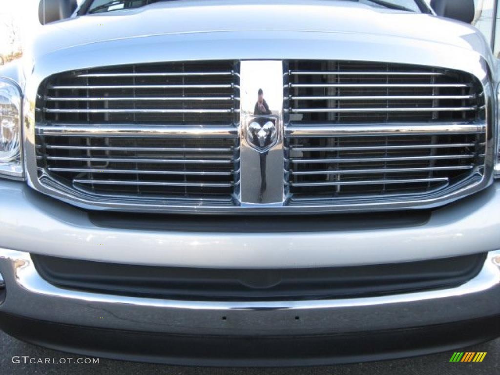 2007 Ram 1500 Big Horn Edition Quad Cab 4x4 - Bright Silver Metallic / Medium Slate Gray photo #13