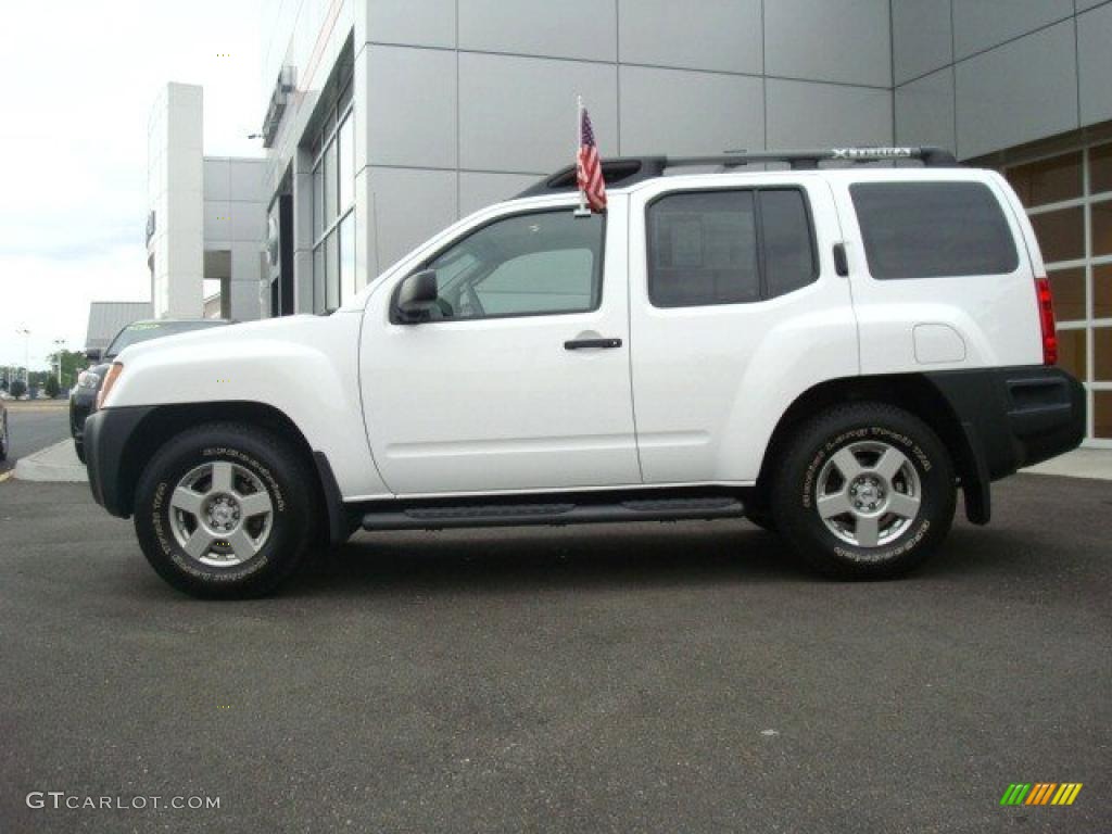 2008 Xterra S - Avalanche White / Sandstone photo #3