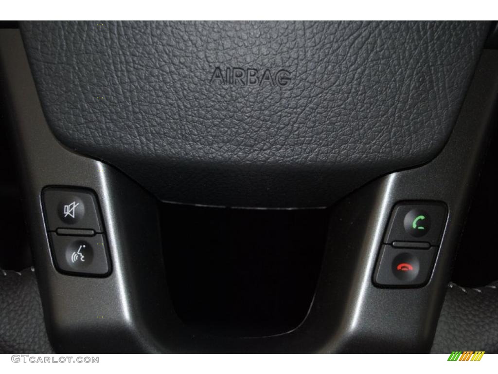 2011 Sorento EX V6 AWD - Bright Silver / Black photo #35