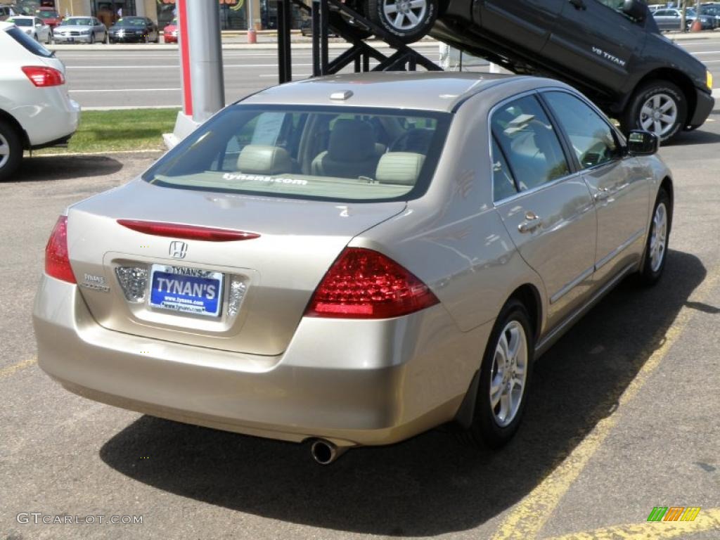 2006 Accord EX Sedan - Desert Mist Metallic / Ivory photo #6