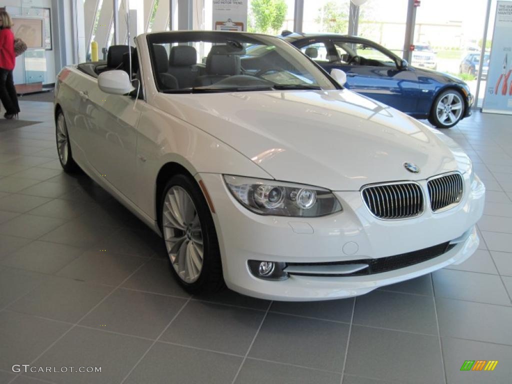 2011 3 Series 335i Convertible - Alpine White / Black photo #2
