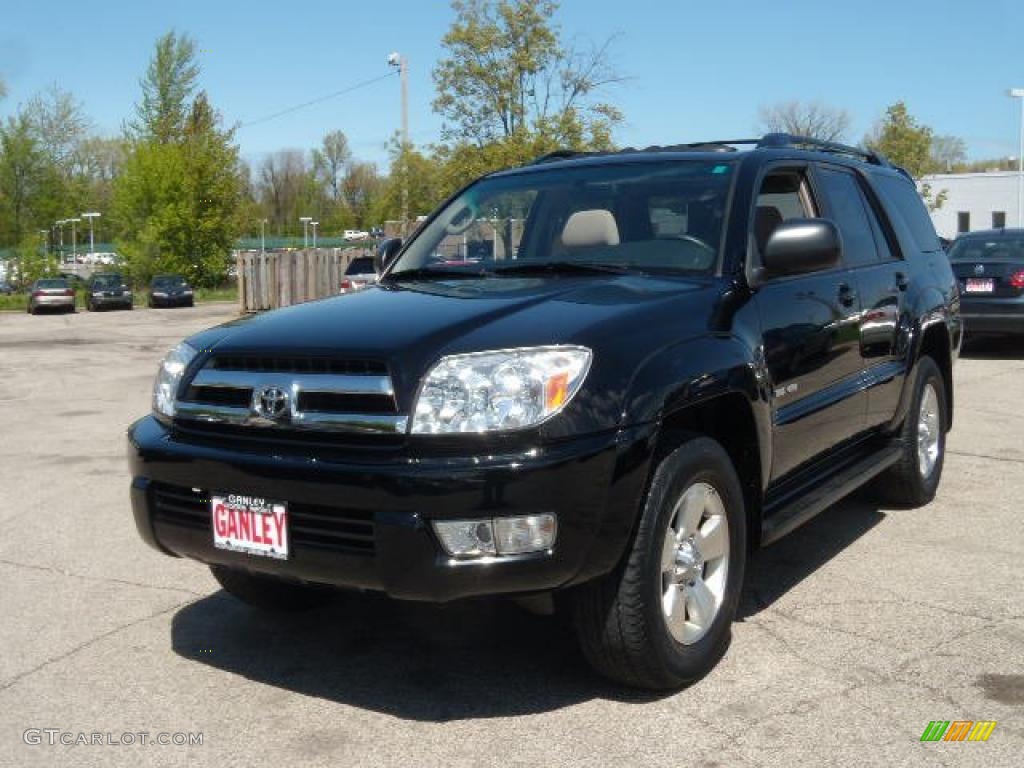 2005 4Runner SR5 4x4 - Black / Taupe photo #1