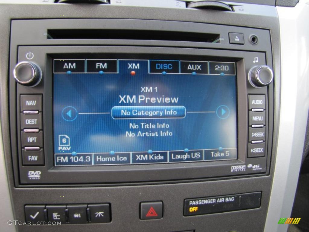 2010 Traverse LT AWD - Silver Ice Metallic / Ebony photo #10