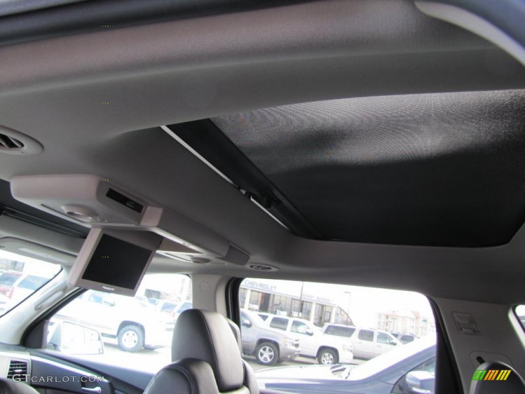 2010 Traverse LT AWD - Silver Ice Metallic / Ebony photo #14