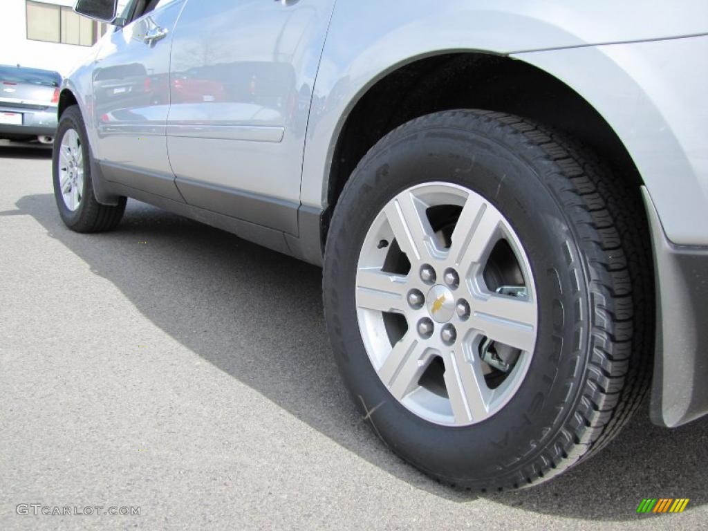 2010 Traverse LT AWD - Silver Ice Metallic / Ebony photo #19