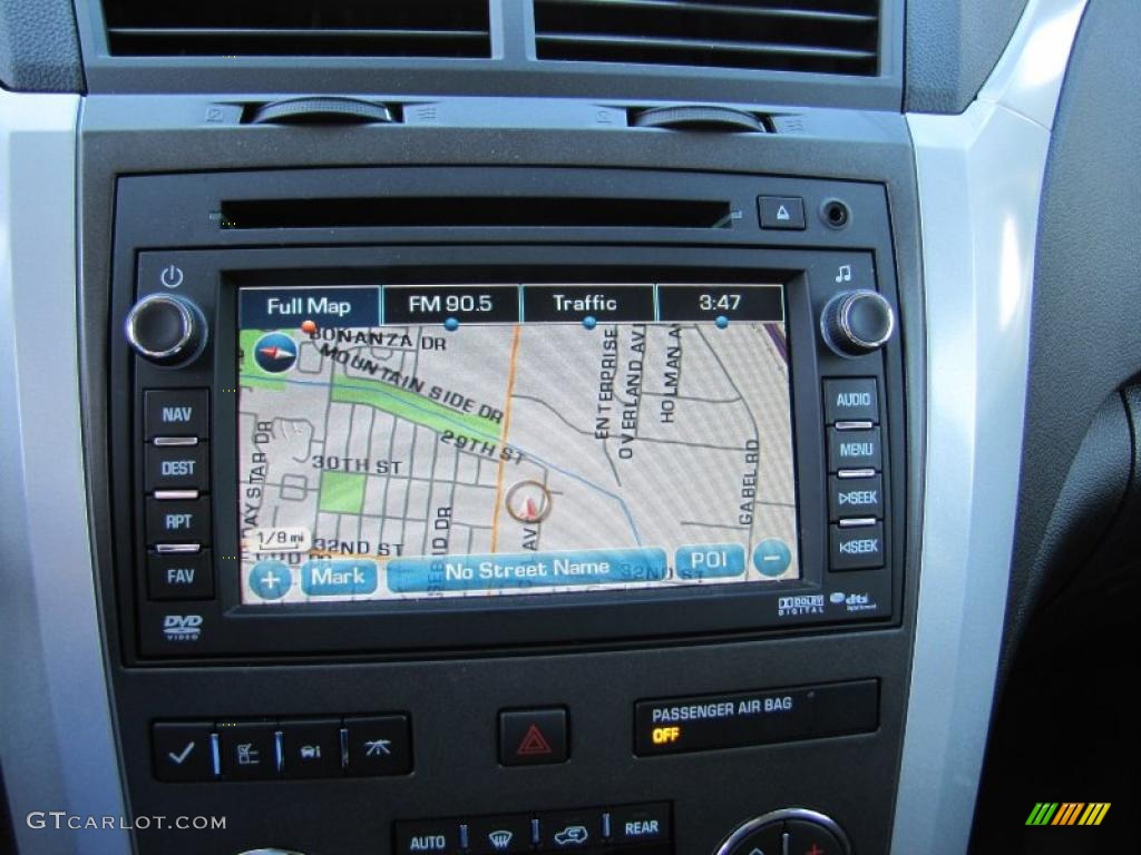 2010 Traverse LT AWD - Silver Ice Metallic / Ebony photo #8
