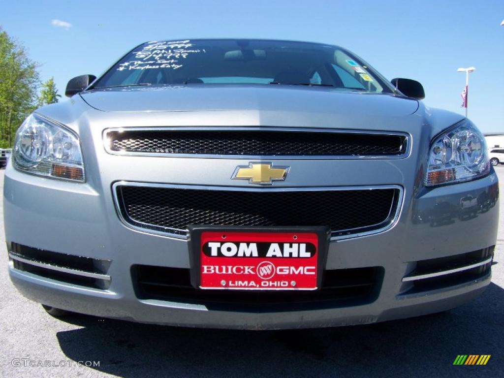 2009 Malibu LS Sedan - Silver Moss Metallic / Ebony photo #3
