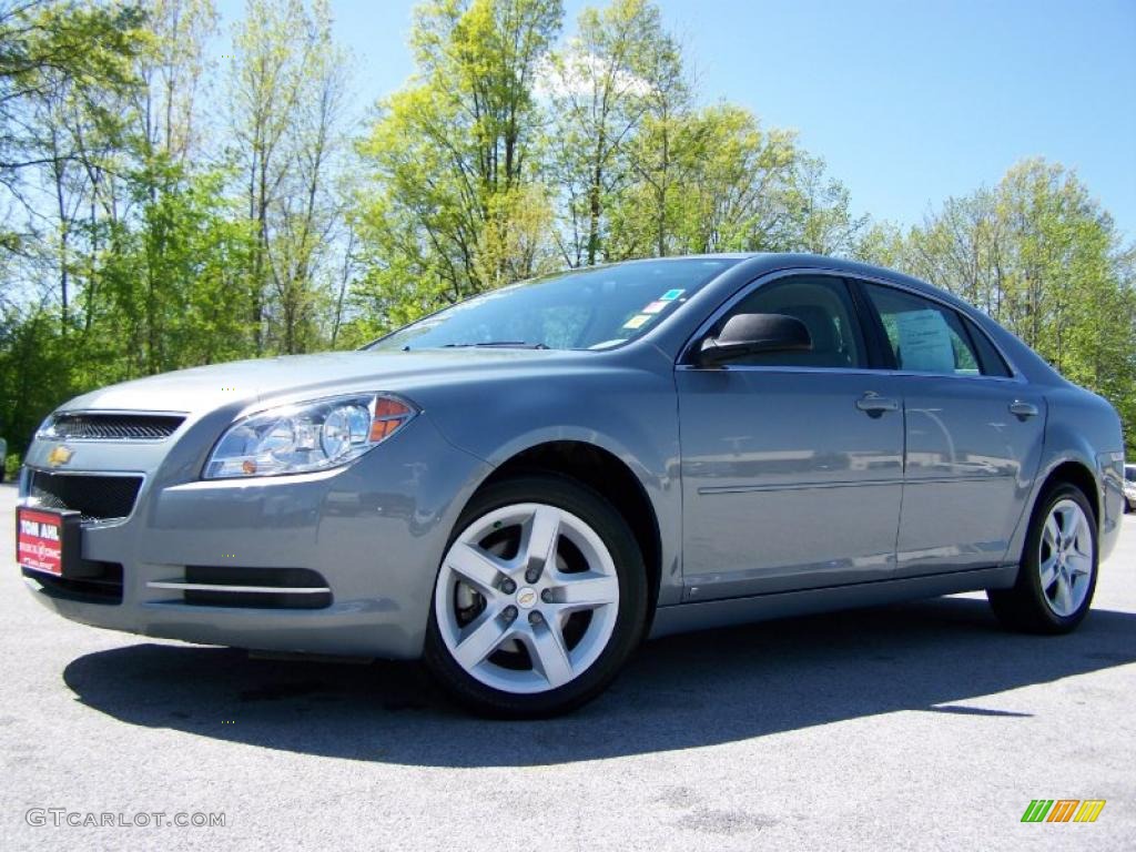 2009 Malibu LS Sedan - Silver Moss Metallic / Ebony photo #5
