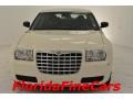 2007 Stone White Chrysler 300   photo #5