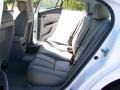 2009 Polar White Saturn Aura XR  photo #12