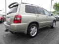 2005 Sonora Gold Pearl Toyota Highlander Limited 4WD  photo #3