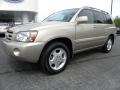 2005 Sonora Gold Pearl Toyota Highlander Limited 4WD  photo #6