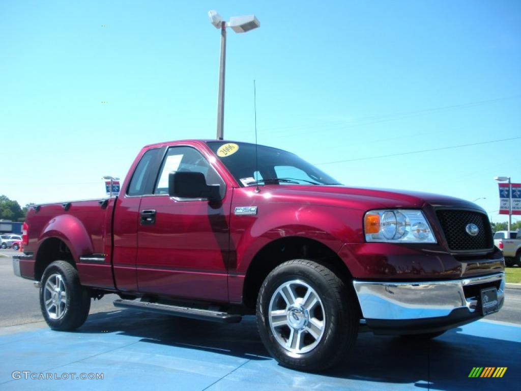 2006 F150 XLT Regular Cab - Dark Toreador Red Metallic / Medium/Dark Flint photo #7