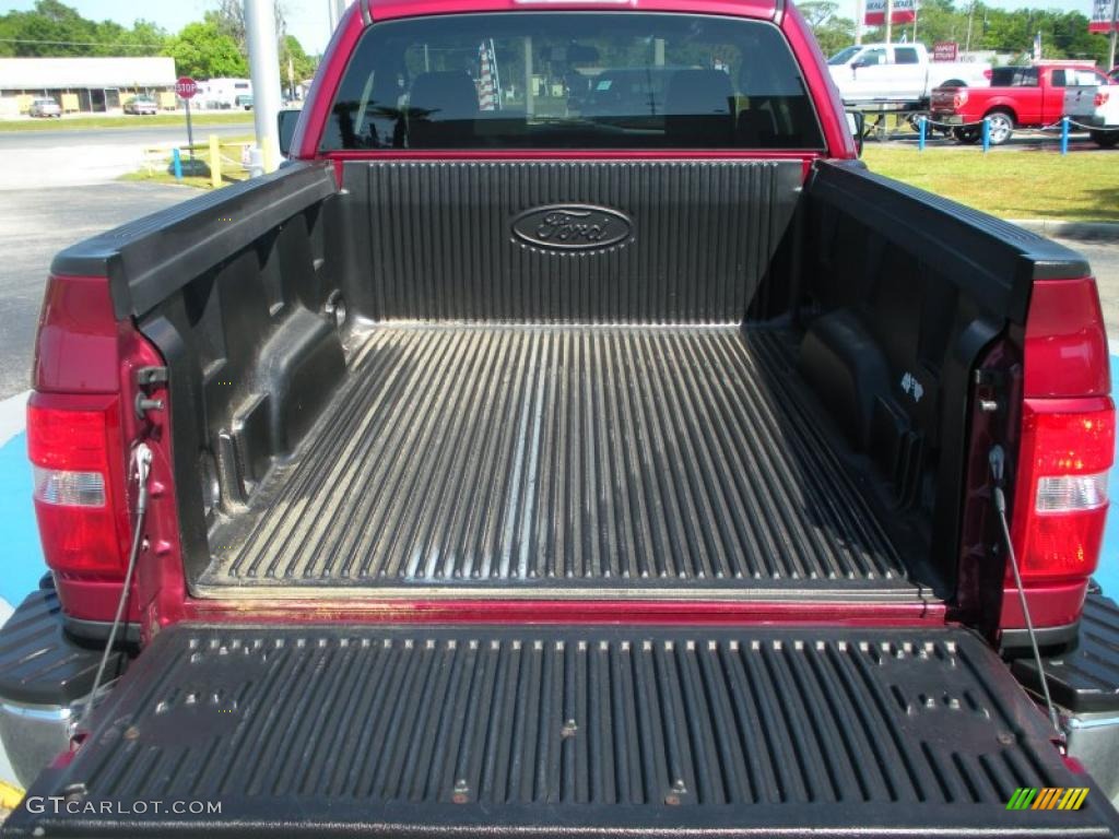 2006 F150 XLT Regular Cab - Dark Toreador Red Metallic / Medium/Dark Flint photo #20