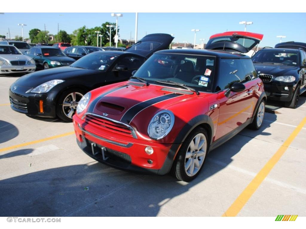 2006 Cooper S Hardtop - Chili Red / Panther Black photo #1