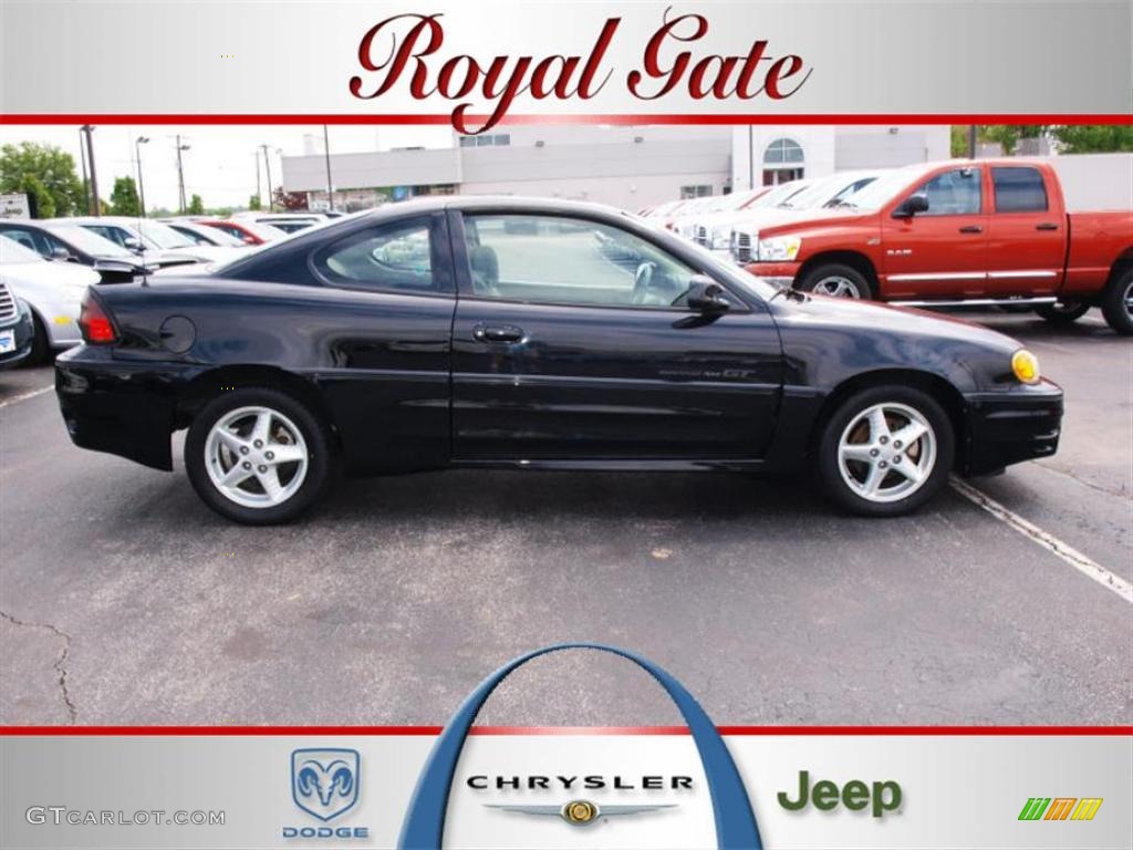 Black Pontiac Grand Am