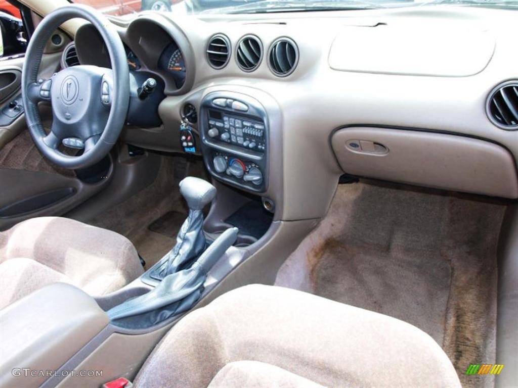 1999 Grand Am GT Coupe - Black / Camel photo #10